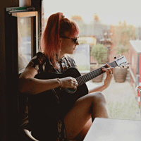 Eloise Giant Feelings (Acoustic) �ǾƳ� �Ǻ� �ٹ� ����